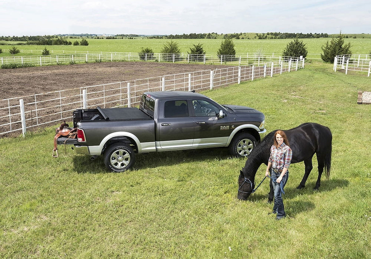 TruXedo TruXport Soft Roll up Truck Bed Tonneau Coating 271801 Sierra 1500 5' 9" Bed (69.3")